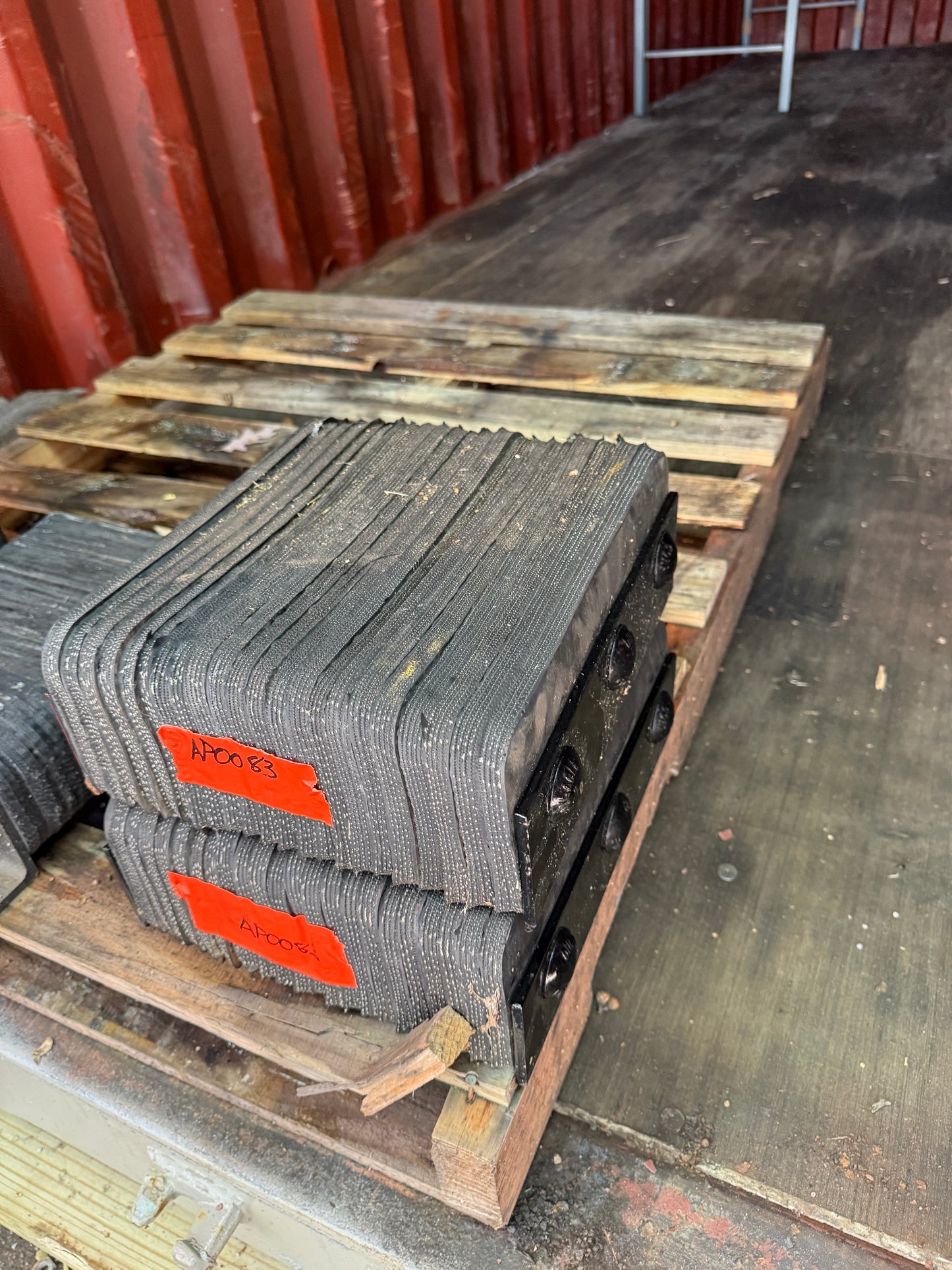 AP0083 - Laminated Bumper